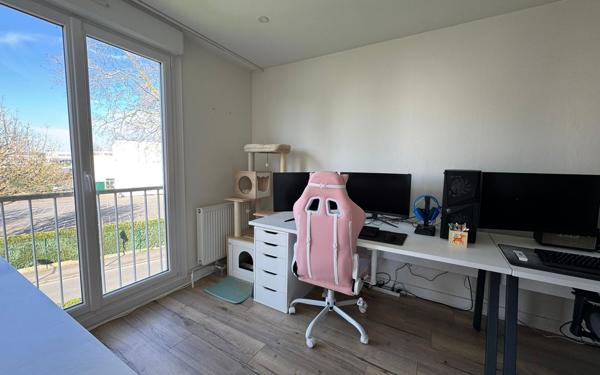 Appartement à louer    3 pièces •  Saint-Jean-de-la-Ruelle