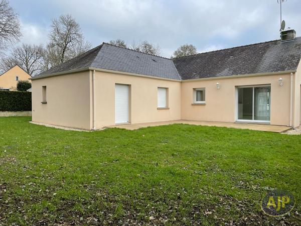 Maison à louer Savenay : 5 pièces, 107m² avec 3 chambre(s) à 1 058€ - AJP Immobilier Savenay