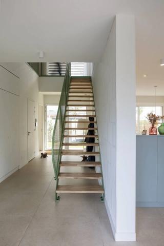 Acheter une Maison d'Architecte à Bordeaux Cauderan à proximité du Parc Bordelais 5 chambres 250M2 avec jardin piscine garage