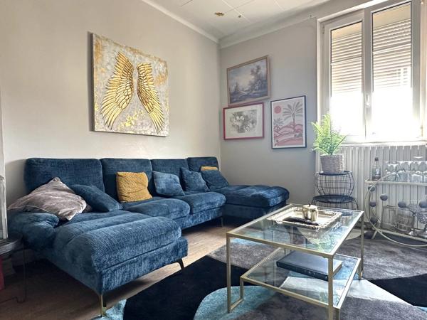 Vente                                                      Appartement
                        
                     3 pièces                      70 m2                     à Metz