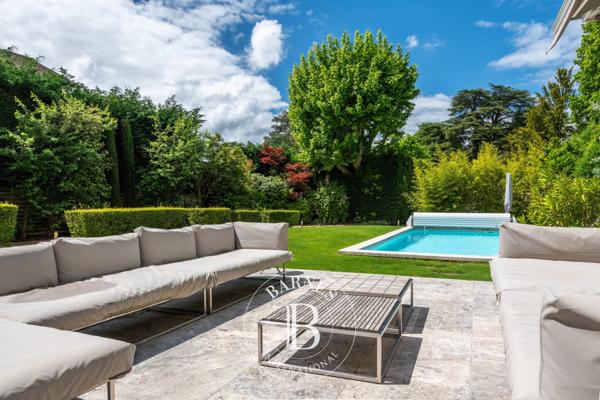 Écully, Maison 5 Chambres -  300 m² à vendre