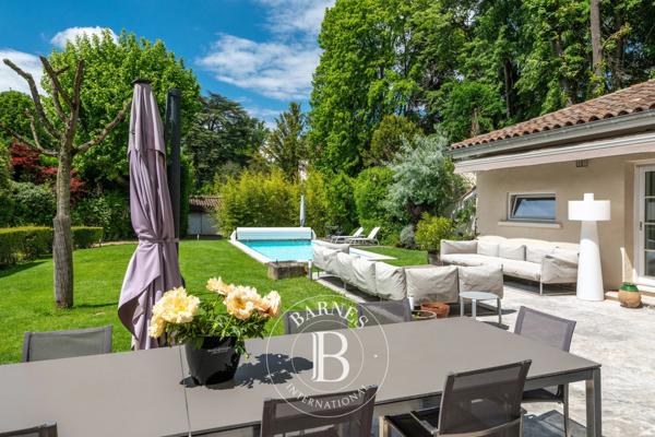 Écully, Maison 5 Chambres -  300 m² à vendre