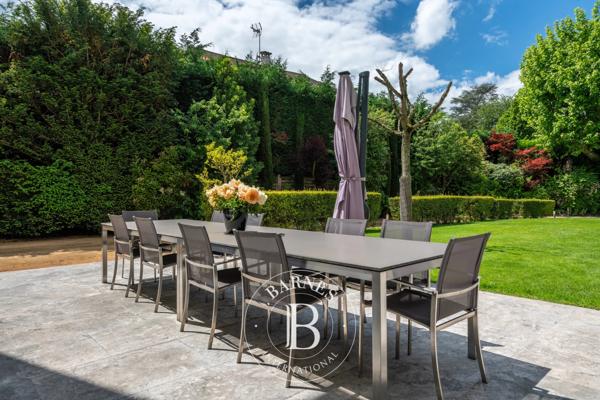 Écully, Maison 5 Chambres -  300 m² à vendre