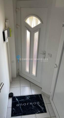 Maison
                                                                                                                                                                                                                                                                                                                        3 pièce(s)                                                                                                                                                                                                          2 chambre(s)                                                                                                                                                                                                          62.17  m²