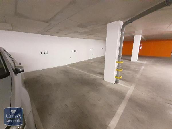 Parking à louer