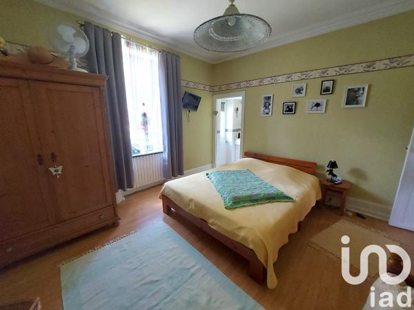 Maison 13 pièces de 291 m² à Chantonnay (85110)