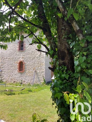 Maison 13 pièces de 291 m² à Chantonnay (85110)