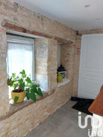 Maison 13 pièces de 291 m² à Chantonnay (85110)