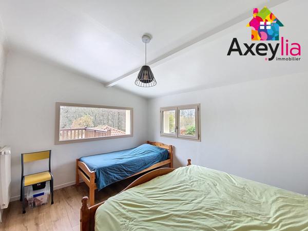 Charlieu (42190) A VENDRE - 5MN DE CHARLIEU - MAISON 4 CHAMBRES AVEC TERRAIN