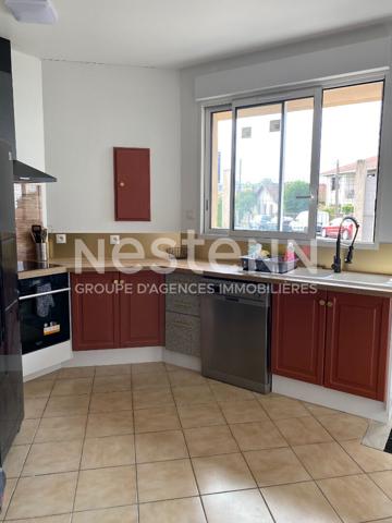 Maison de plain-pied  à Louer TALENCE avec 4 chambres et terrasse BAIL COURTE DUREE