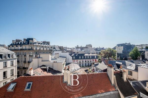 Paris 7ème, Appartement 3 Chambres -  154 m² à vendre