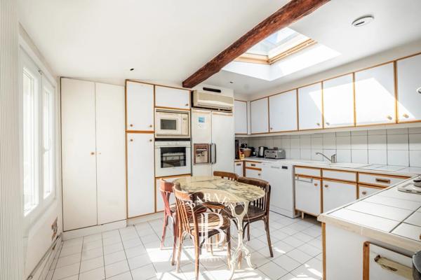 Paris 7ème, Appartement 3 Chambres -  154 m² à vendre