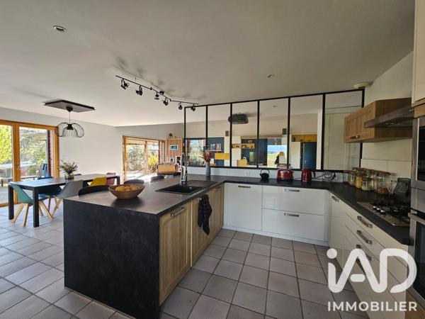 Maison à vendre 5 pièces 175 m² Les Herbiers