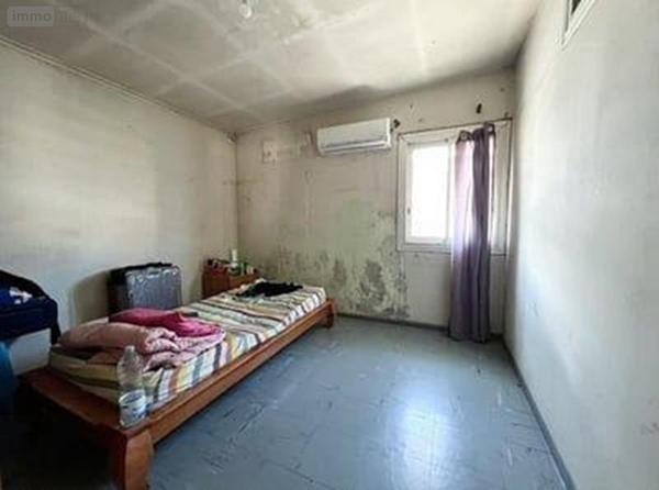 Maison à vendre à Saint-Pierre à la Réunion (97410), ref : 97411-348