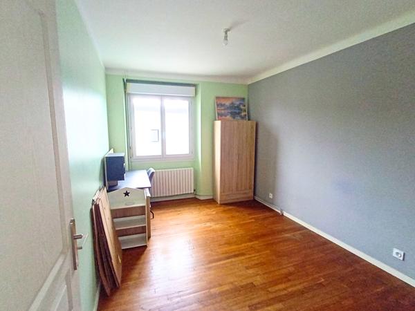 Maison 5 pièce(s) 106 m2 , Caudan