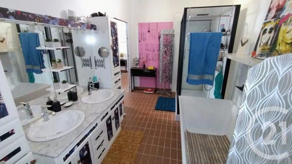 Appartement Atelier D'Artiste à vendre  7 pièces - 237 m 2   HERICOURT  - 70