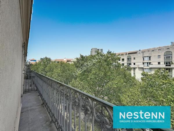 Belleville 3 pièces 56 m2 + Balcon