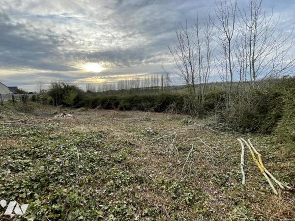 EXCLUSIVITE DE VOTRE NOTAIRE : terrain à bâtir au cœur de CREULLY