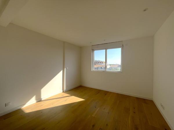 Saint-Laurent-du-Var (06700) APPARTEMENT NEUF AVEC SOLARIUM