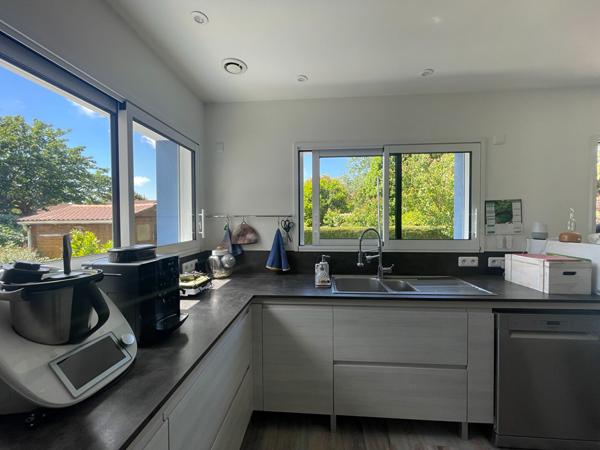 Maison Saint Vincent Sur Jard 5 pièce(s) 155 m2