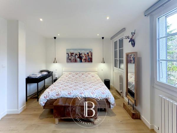 Chambéry, Maison 4 Chambres  à vendre