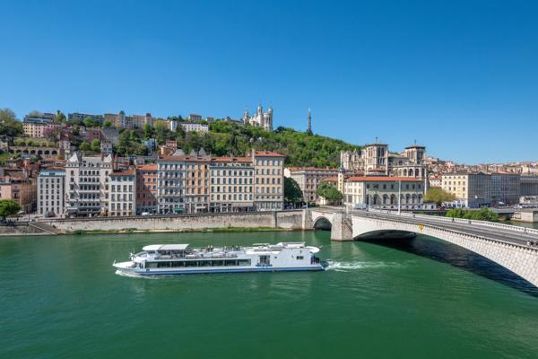 Lyon 2 - Appartement d'exception de 119m² - Vue Saône, Saint-Jean et Fourvière - 1 chambre