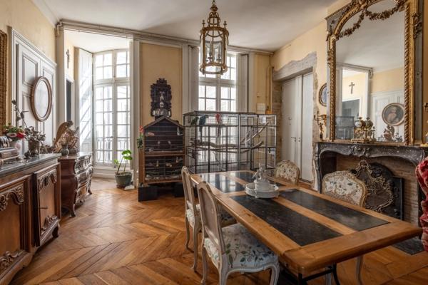 Lyon 2 - Appartement d'exception de 119m² - Vue Saône, Saint-Jean et Fourvière - 1 chambre