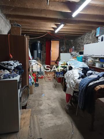 Maison de caractère à rénover – 120 m² habitables sur 3 500 m² de terrain – 44660 ROUGE
