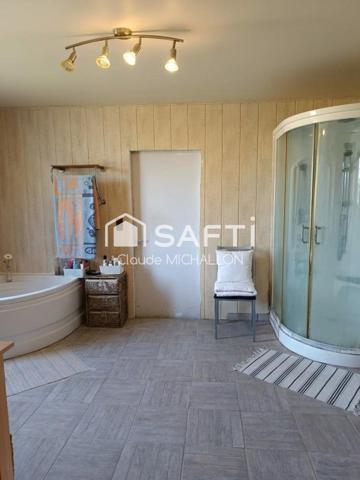 Maison de caractère à rénover – 120 m² habitables sur 3 500 m² de terrain – 44660 ROUGE