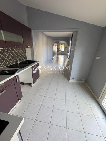 Maison 4 pièce(s) 2 chambre(s) 86 m²