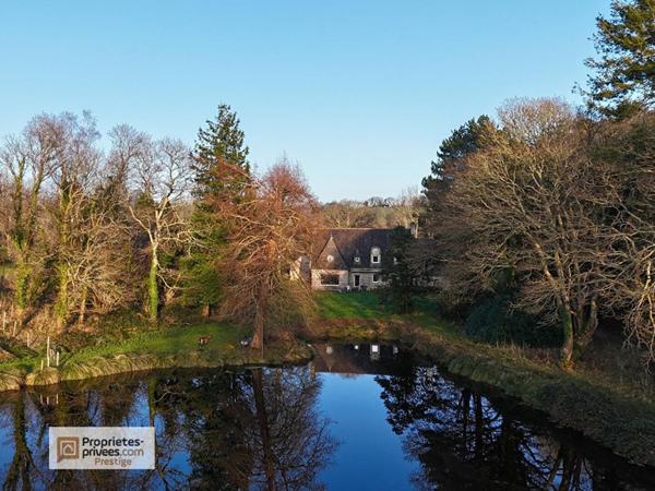 EXCLUSIVITÉ ! Domaine avec propriété en pierres et étang / point d'eau | Proche Quimper