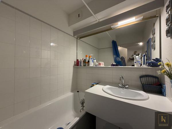 Appartement
                                                                                                                                                                                                                                                                                                                        2 pièce(s)                                                                                                                                                                                                          1 chambre(s)                                                                                                                                                                                                          29  m²