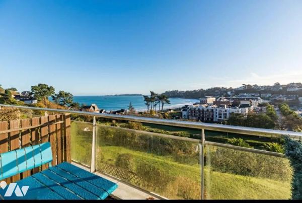 A vendre sur Perros-Guirec, appartement vue mer, situé dans une résidence calme, sécurisée et b...