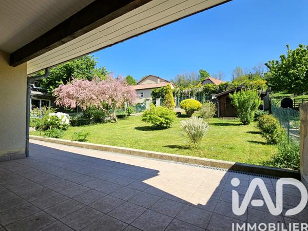 Maison à vendre 7 pièces 240 m² Corny-sur-Moselle