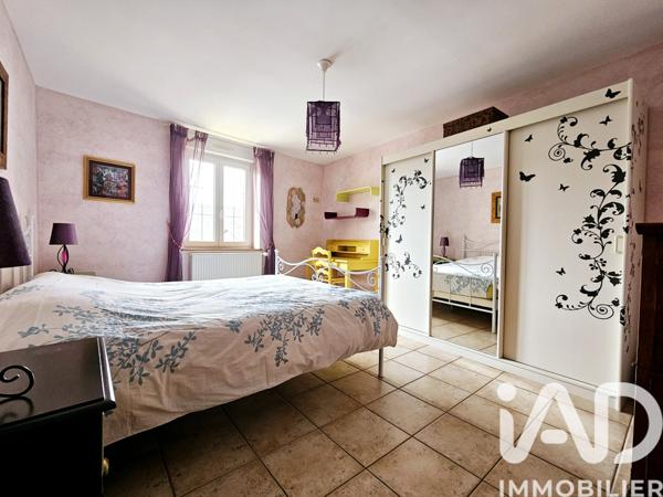 Maison à vendre 7 pièces 240 m² Corny-sur-Moselle