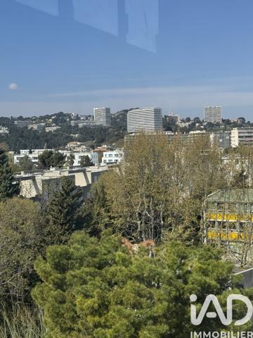Appartement à vendre 4 pièces 79,88 m² Marseille 8