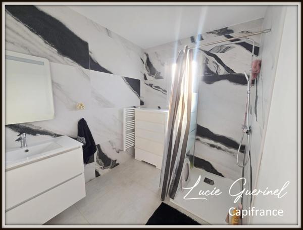 ROUGE (44) A vendre - Maison contemporaine de plain-pied 140 m² à 5 minutes de Châteaubriant – Terrain de 1 800 m²