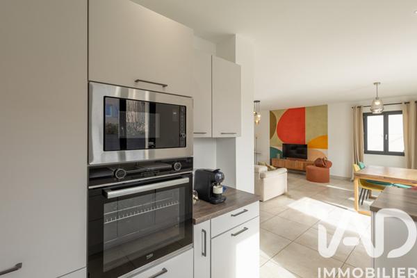 Maison à vendre 4 pièces 106 m² Arles