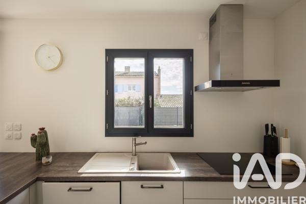 Maison à vendre 4 pièces 106 m² Arles