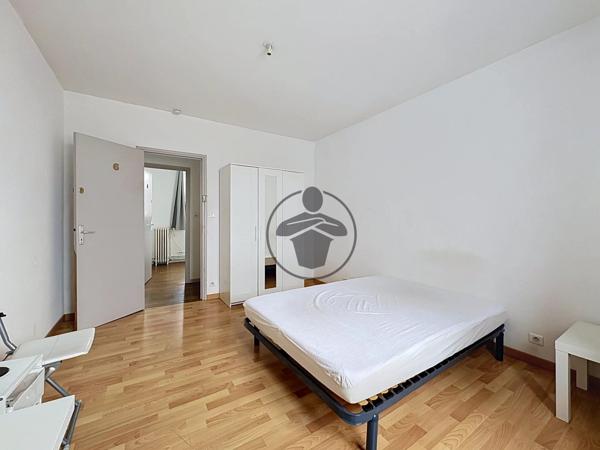 Location                                                      Appartement
                        
                     2 pièces                      96 m2                     à Saint-Quentin
