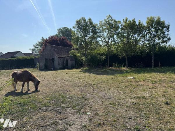 LES HEMMES DE MARCK - TERRAIN A BATIR 659 m²