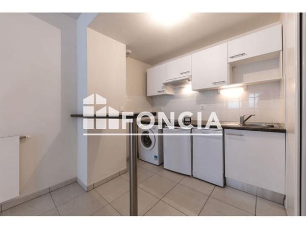 Location Studio 40 m² - 20 RUE PIERRE SALIES Toulouse 31000