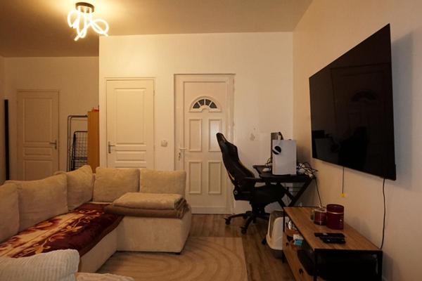 FIRMINY CENTRE 42700 appartement avec locataire en place 46.2m² une chambre