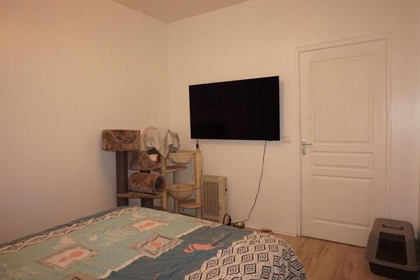 FIRMINY CENTRE 42700 appartement avec locataire en place 46.2m² une chambre