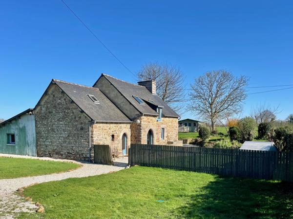 Goudelin (22290) Maison de campagne en pierre avec jardin