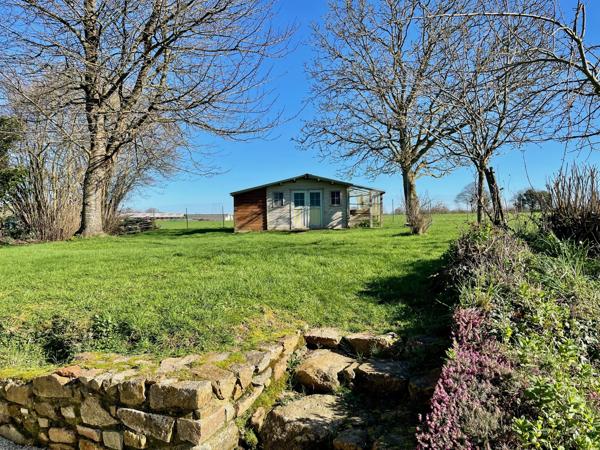 Goudelin (22290) Maison de campagne en pierre avec jardin