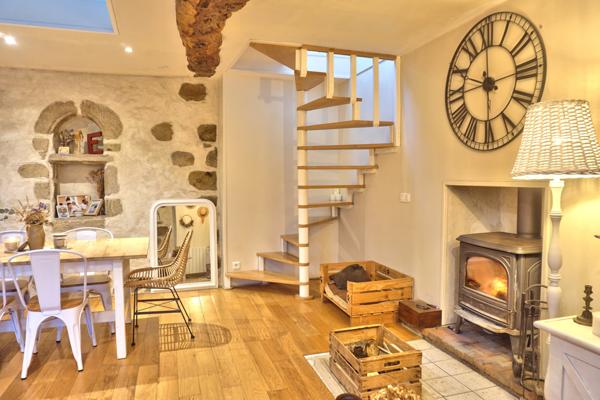 Goudelin (22290) Maison de campagne en pierre avec jardin