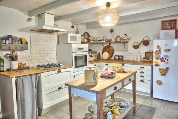 Goudelin (22290) Maison de campagne en pierre avec jardin