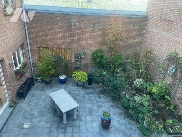 A VENDRE DANS LE NORD A BAILLEUL (59) - BELLE ET GRANDE MAISON SEMI BOURGEOISE AU COEUR DU CENT...