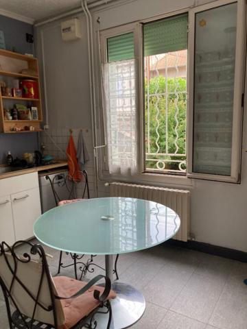 A SAISIR ! Maison de 135 m2, Avignon 4 chambres, un studio indépendant, atelier, abris voiture